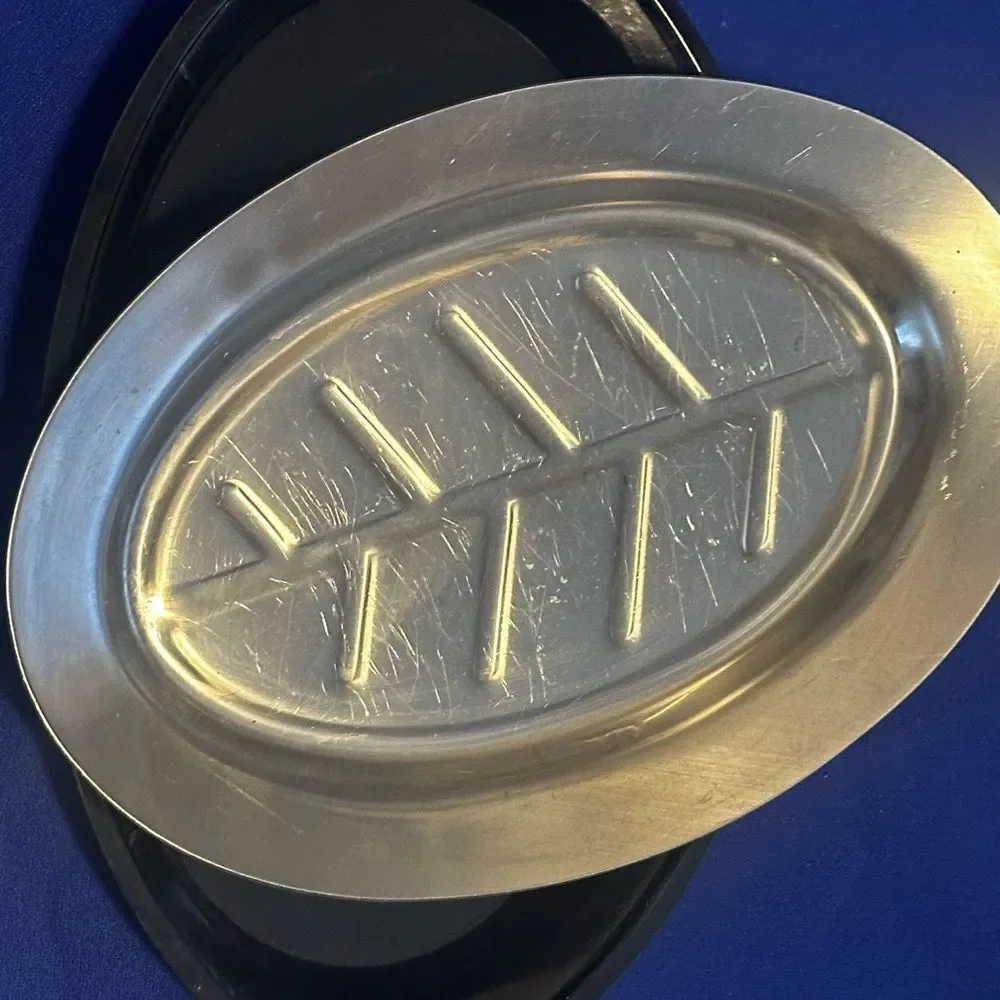 Nordic ware sizzling stainless steel plate for steaks or fajitas - Picture 2 of 7